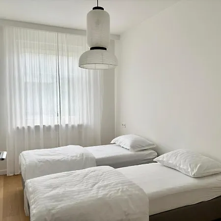Apartament 70